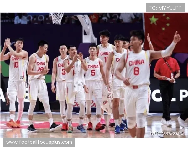 中国男篮逆转战胜韩国队，晋级亚洲杯四强全员展现拼搏精神