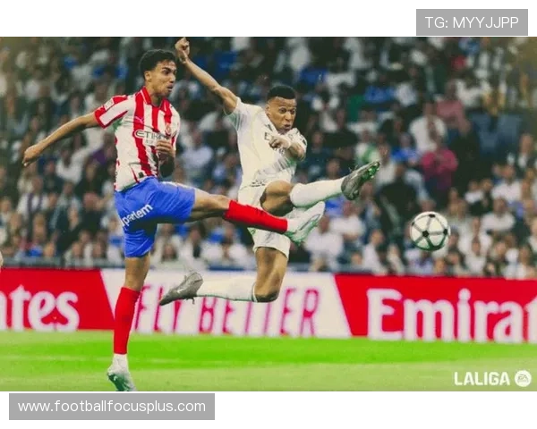 欧冠焦点战爆冷豪门失利新星闪耀转会风云再起引发热议赛季格局生变