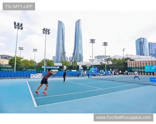 新赛季网球巡回赛风云再起巨星对决与新秀崛起引发全球关注热潮持续